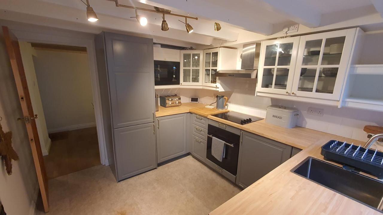 Beautiful House And Elevated Garden In * Bridgnorth